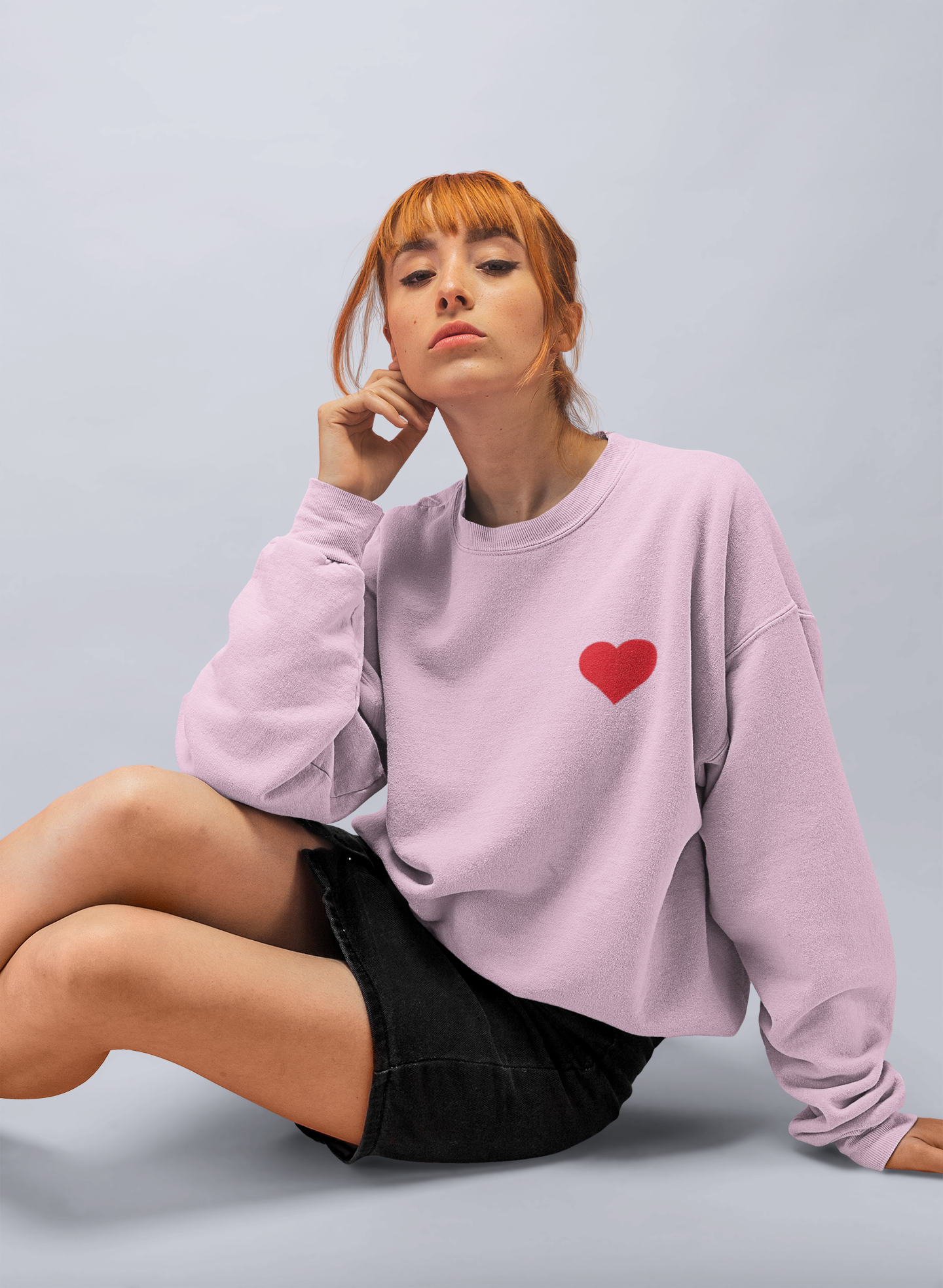 Embroidery Crewneck Sweatshirt Red Heart